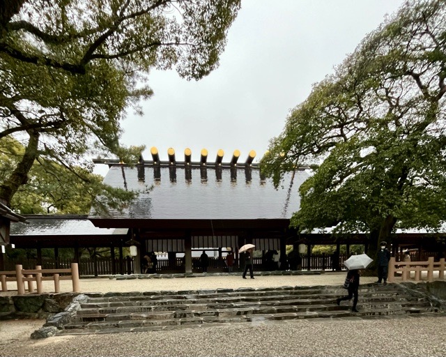 熱田神宮の本宮